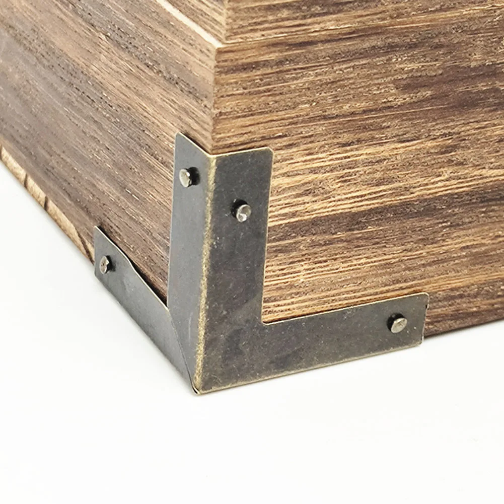Protections d'angle en fer pou - Woodworking Finishing avis et prix